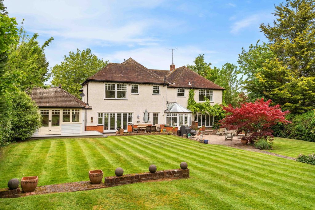 Additional image 60 of 6 bed detached house for saleGreenway, Hutton Mount, Brentwood CM13