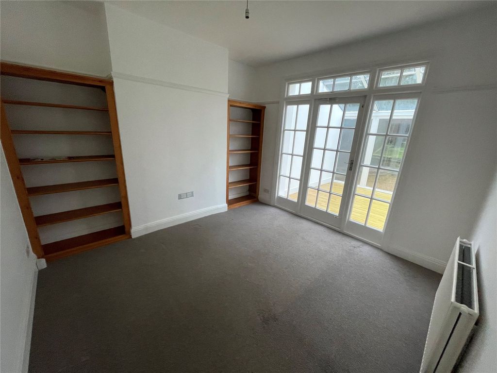 Property photo 3 of 11 Picture No. 04
