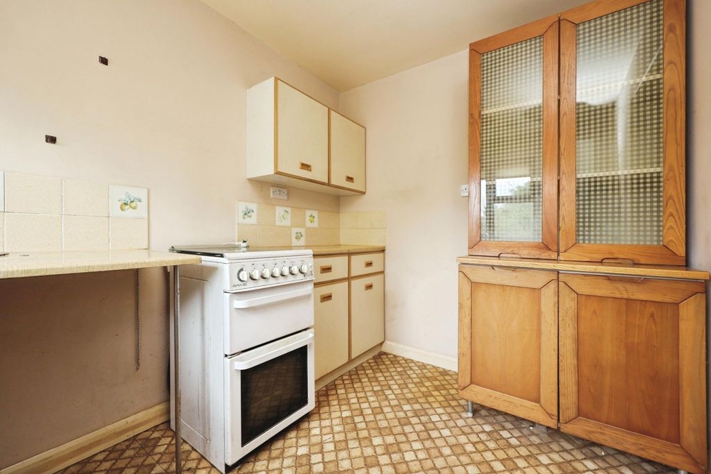 Property photo 2 of 15 5385121