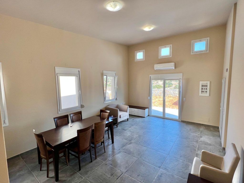 Property photo 3 of 22