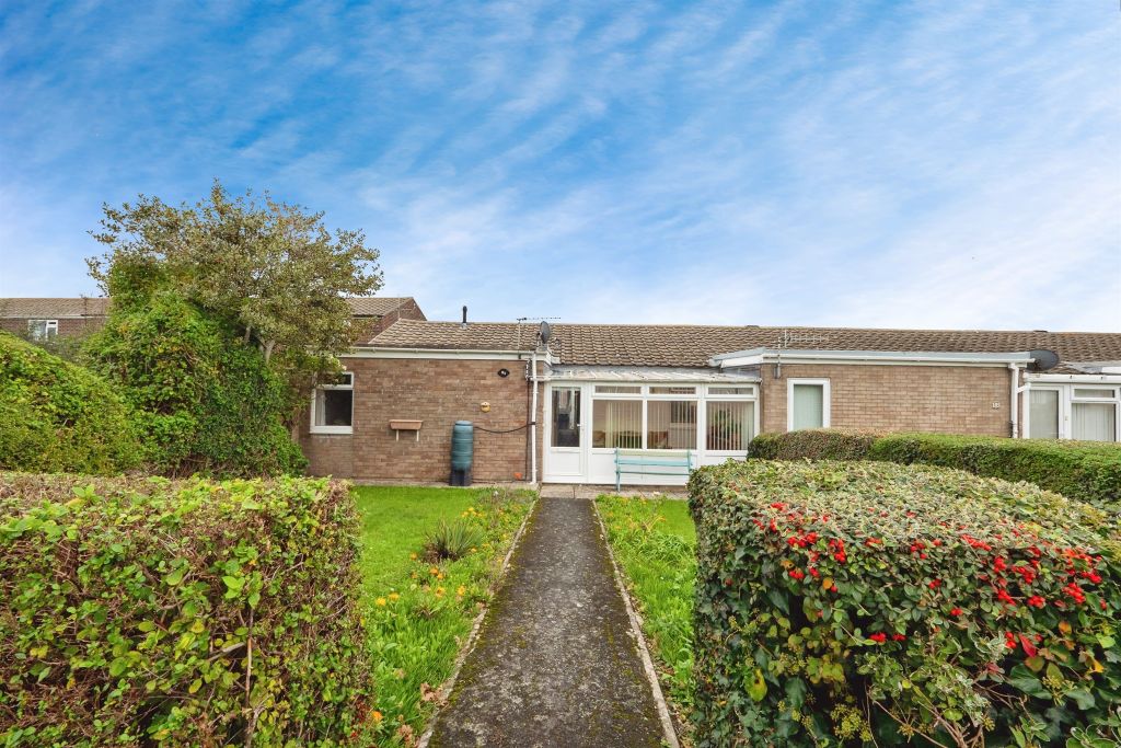 Property photo 1 of 17