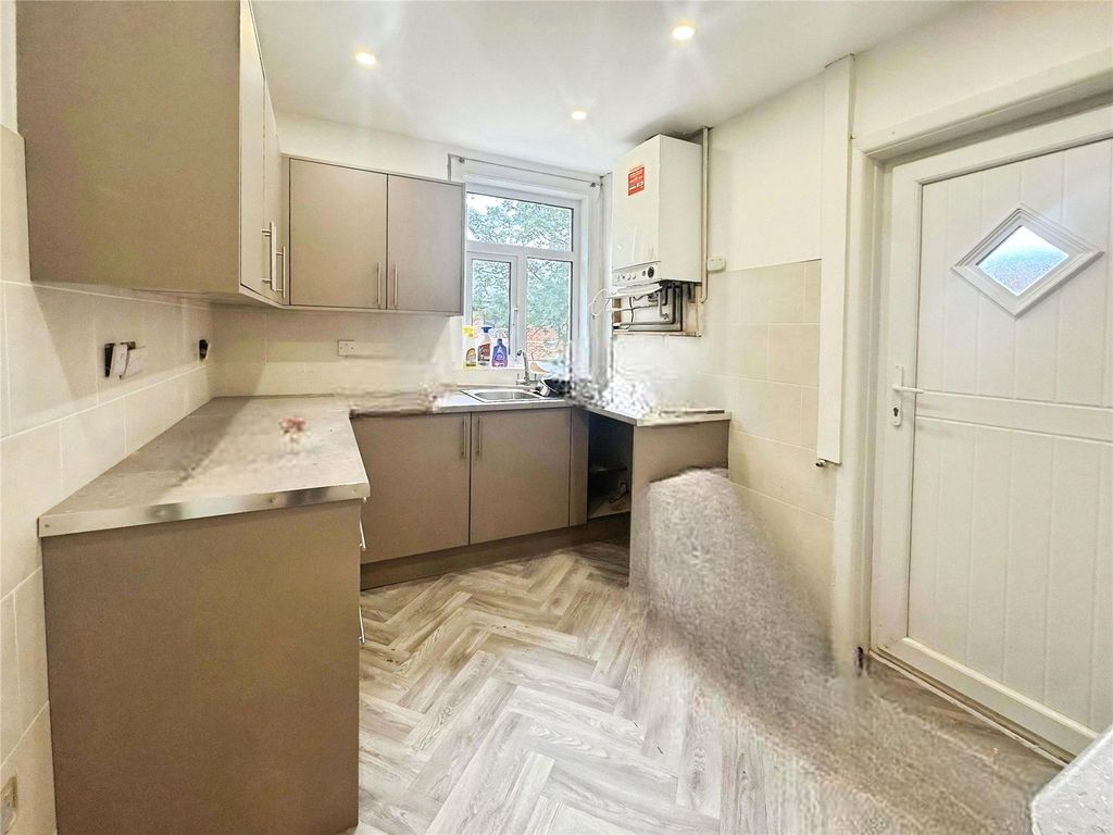 Property photo 3 of 6 Picture No. 06