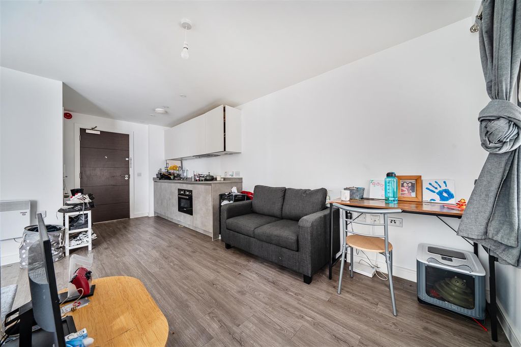 Property photo 2 of 12 1432263-5-69Bd790Bb54ce.Jpg