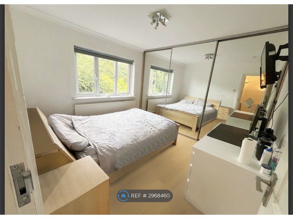 Property photo 1 of 5 Bedroom