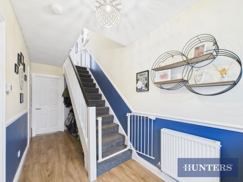 Property photo 2 of 16 Cam01494G0-Pr0490-Still011.Jpg