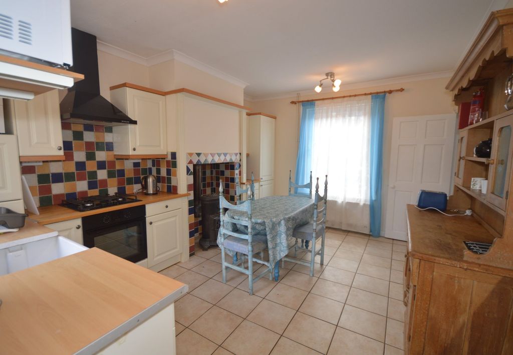 Property photo 2 of 10 Picture No. 02