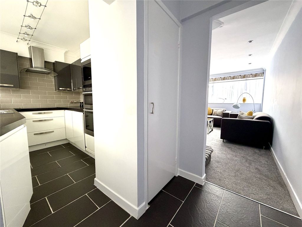 Property photo 2 of 22 Hallway