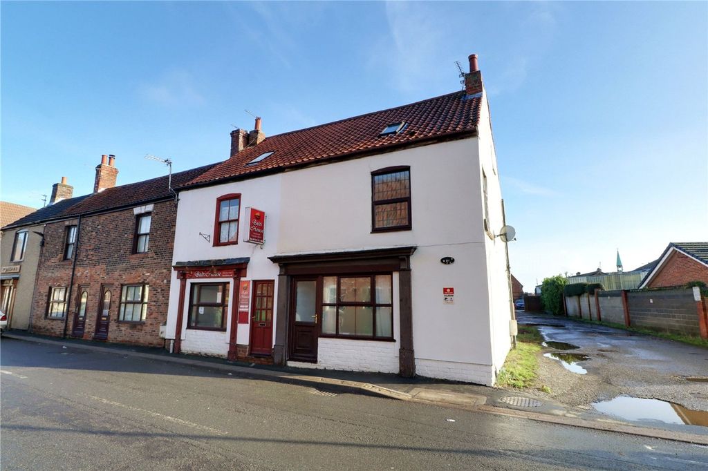 Property photo 1 of 11 Picture No. 01