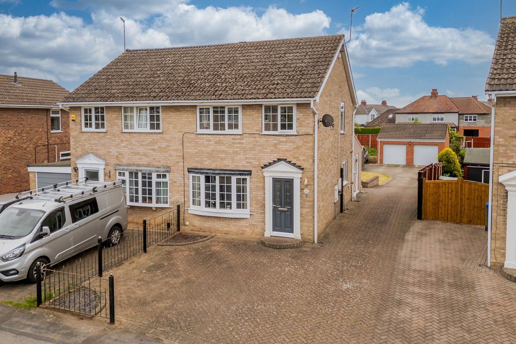 Property photo 1 of 24