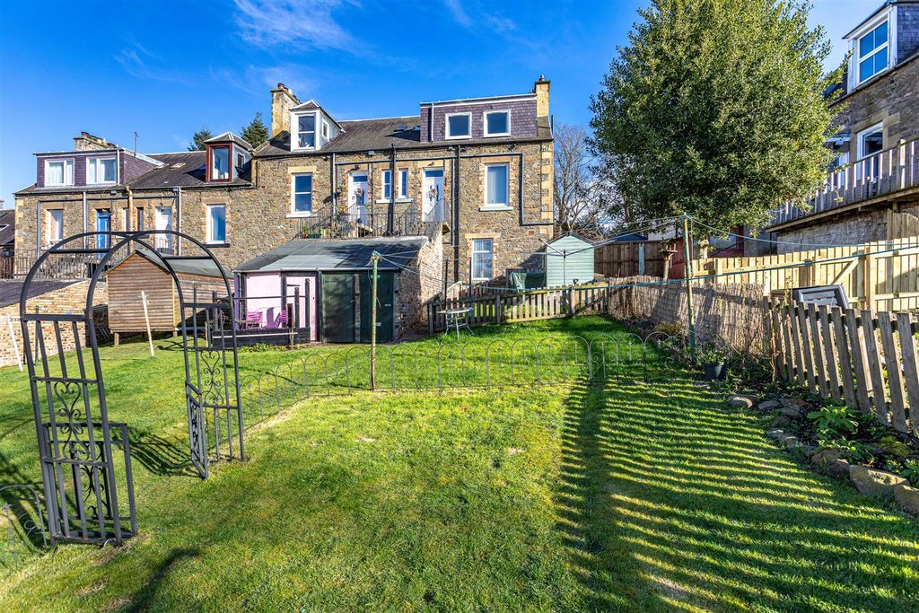 Property photo 2 of 32 5 Bleachfield Outsides 03.Jpg