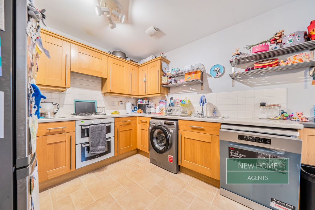 Property photo 3 of 10 Photo 8