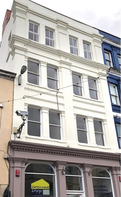 Additional image 7 of 1 bed flat to rentFlat 4, 17 High Street, Haverfordwest SA61