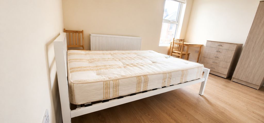 Property photo 1 of 10 Photo 10