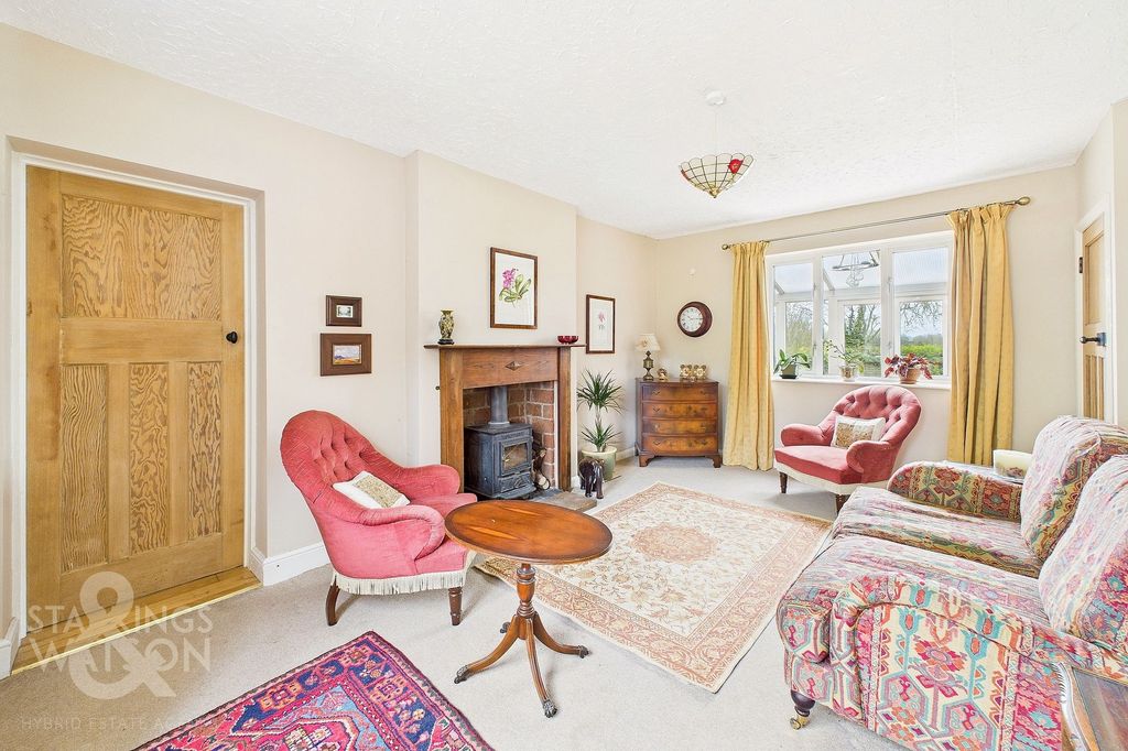 Property photo 3 of 43