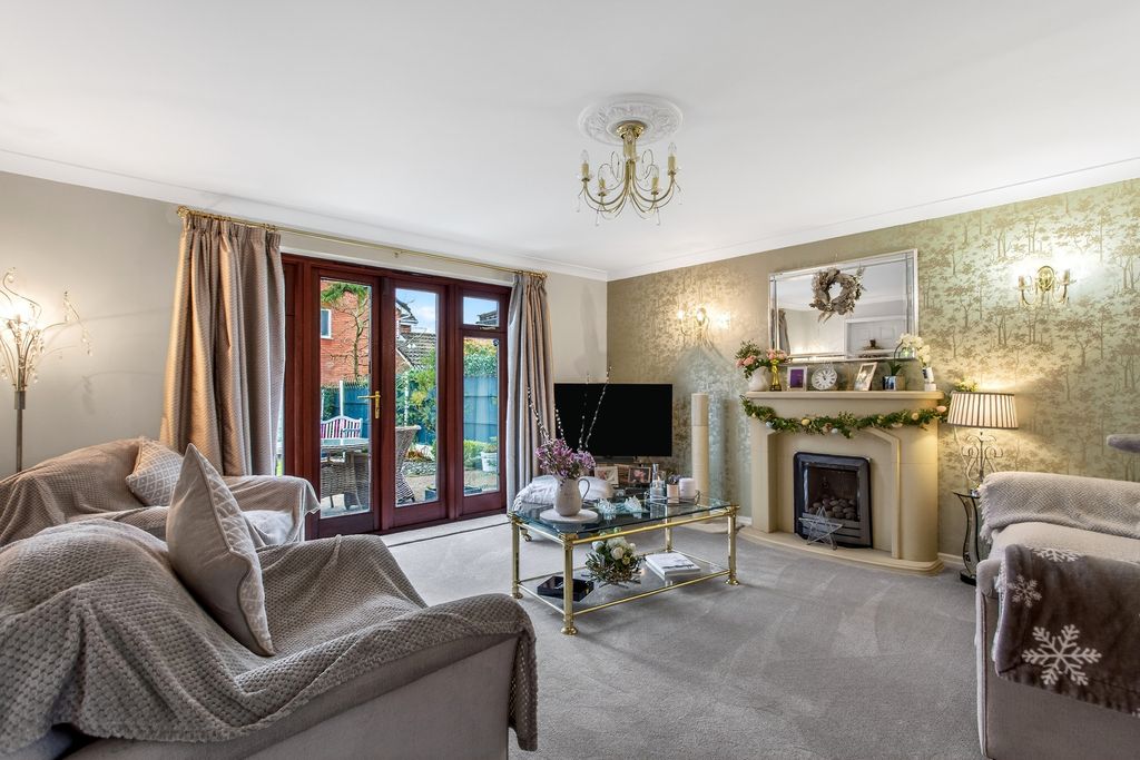 Property photo 2 of 30