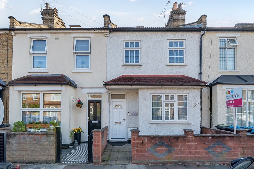 Property photo 1 of 13