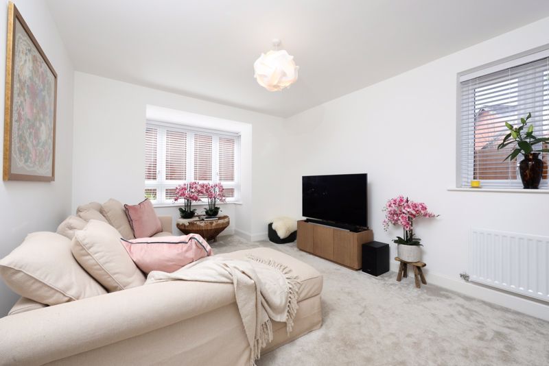 Property photo 3 of 17 Sitting Room