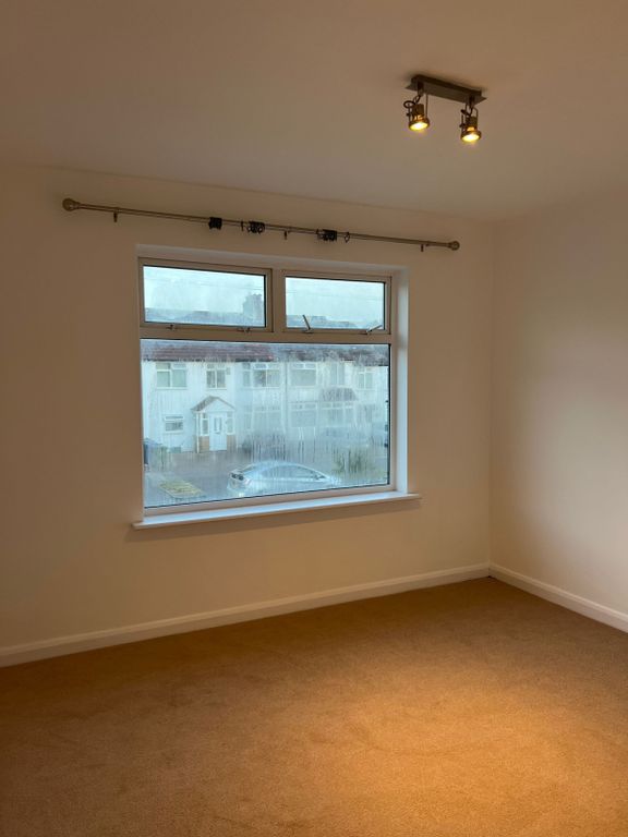 Property photo 3 of 10 Gallery