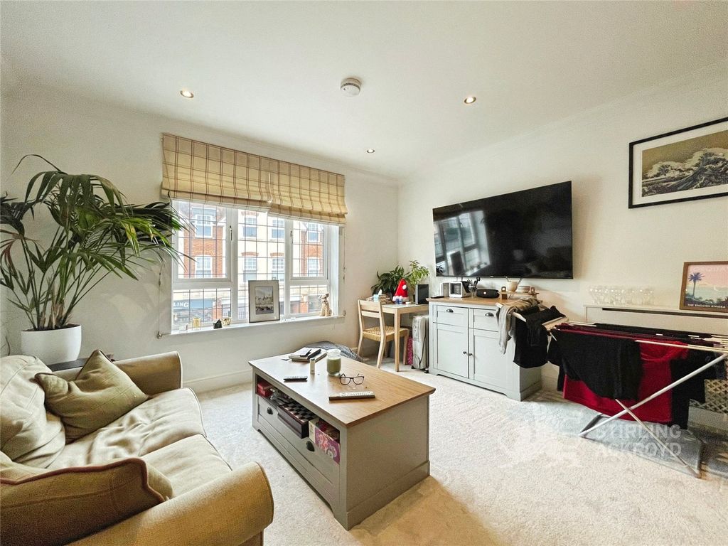 Property photo 1 of 9 Reception Room