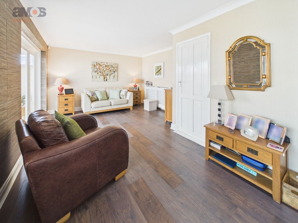 Property photo 2 of 31 5417844