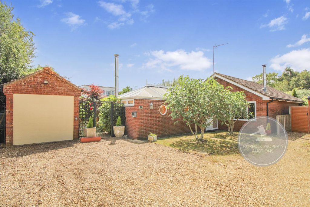 Property photo 1 of 18