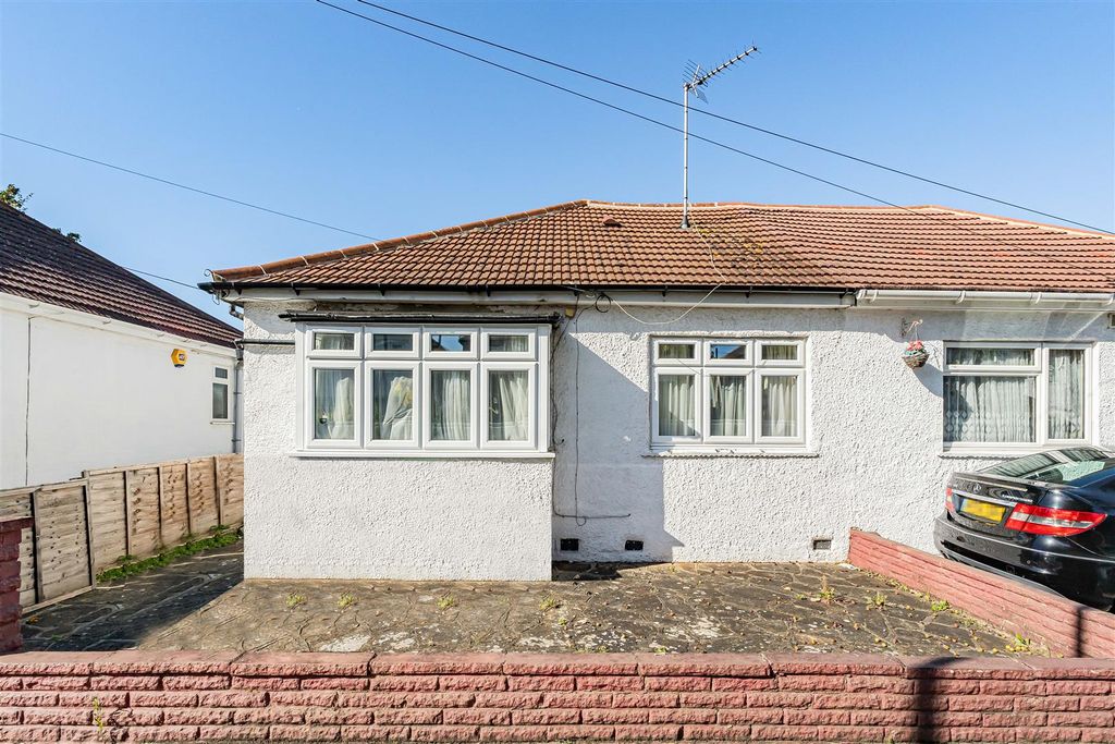 Property photo 1 of 10 14_93268.Jpg