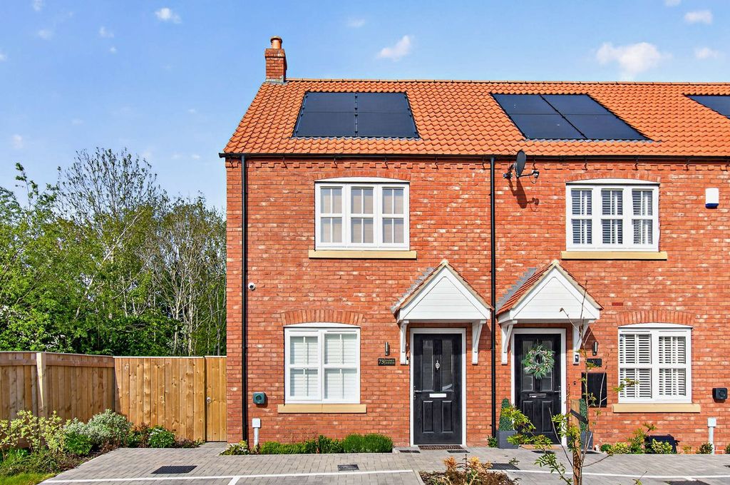 Property photo 1 of 23