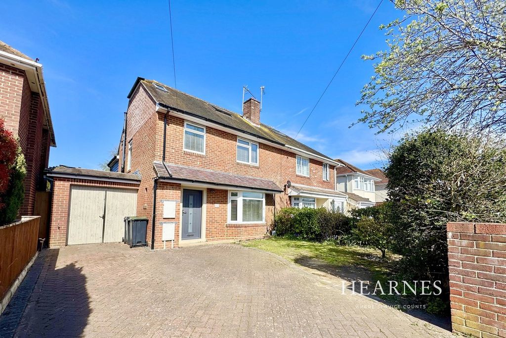 Property photo 1 of 25