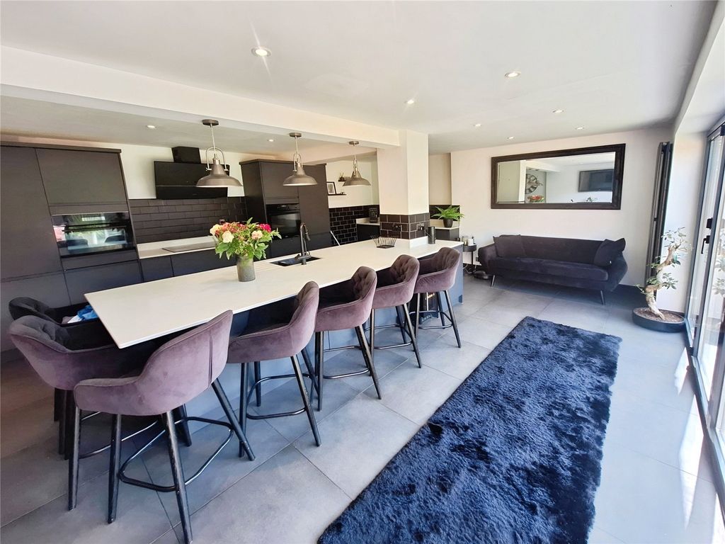 Property photo 3 of 18 Kitchen Dining Room