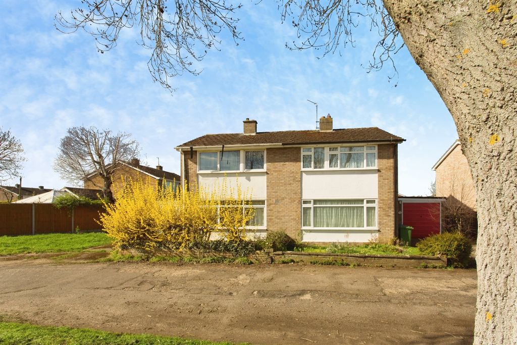 Property photo 1 of 12