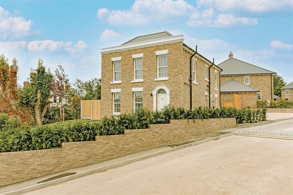 Property photo 2 of 4 L J Imaging-8.Jpg