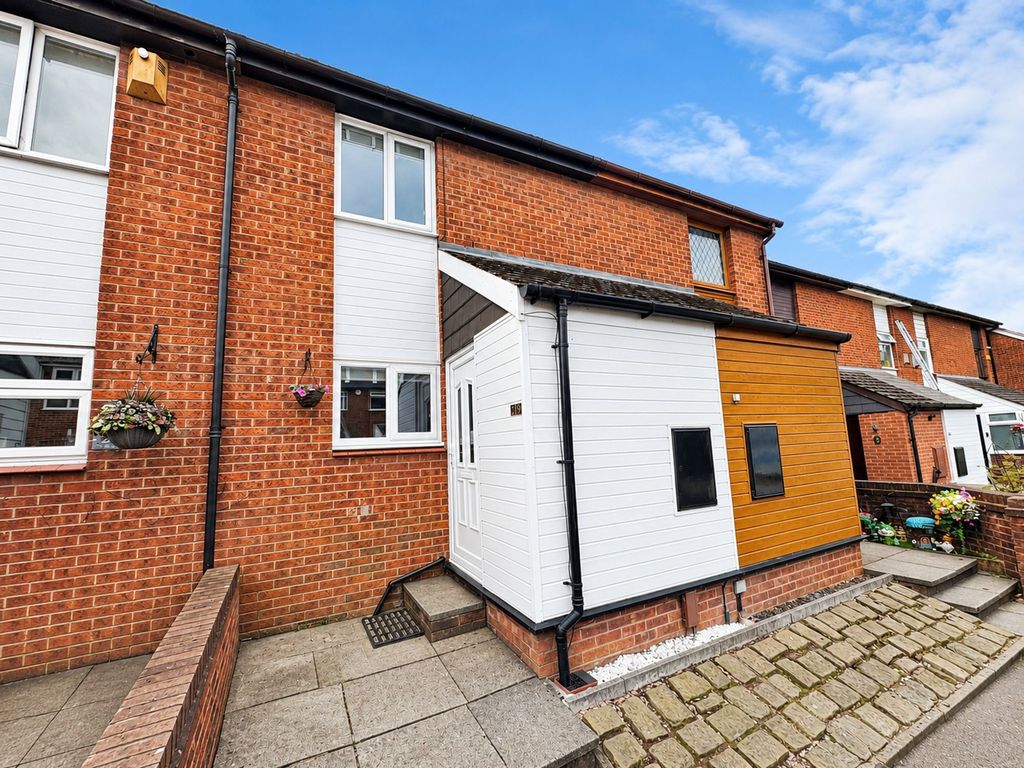 Property photo 1 of 13 External