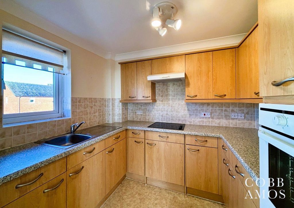 Property photo 3 of 8