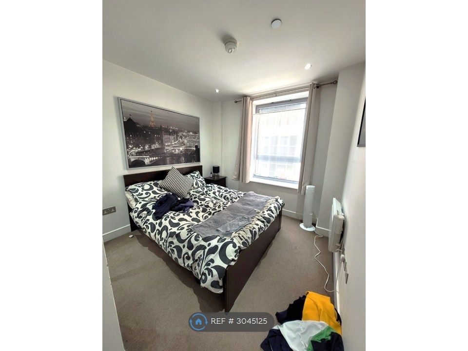 Property photo 3 of 6