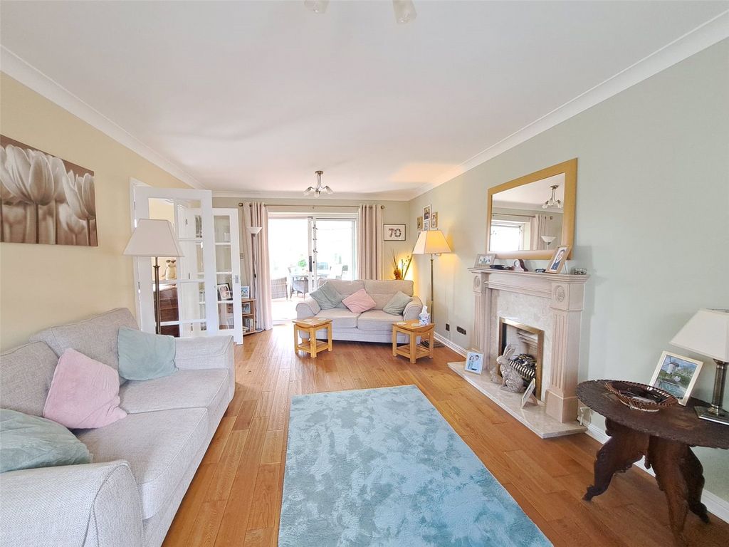 Property photo 3 of 29 Picture No. 13