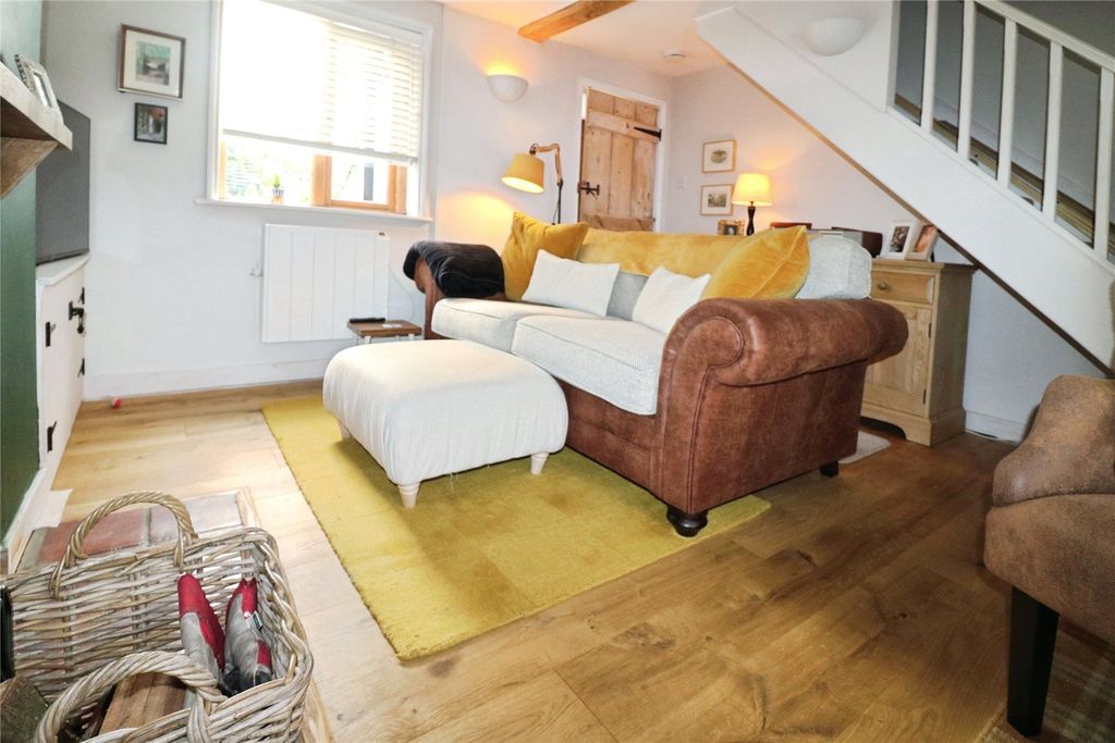 Property photo 3 of 14 Picture No. 12