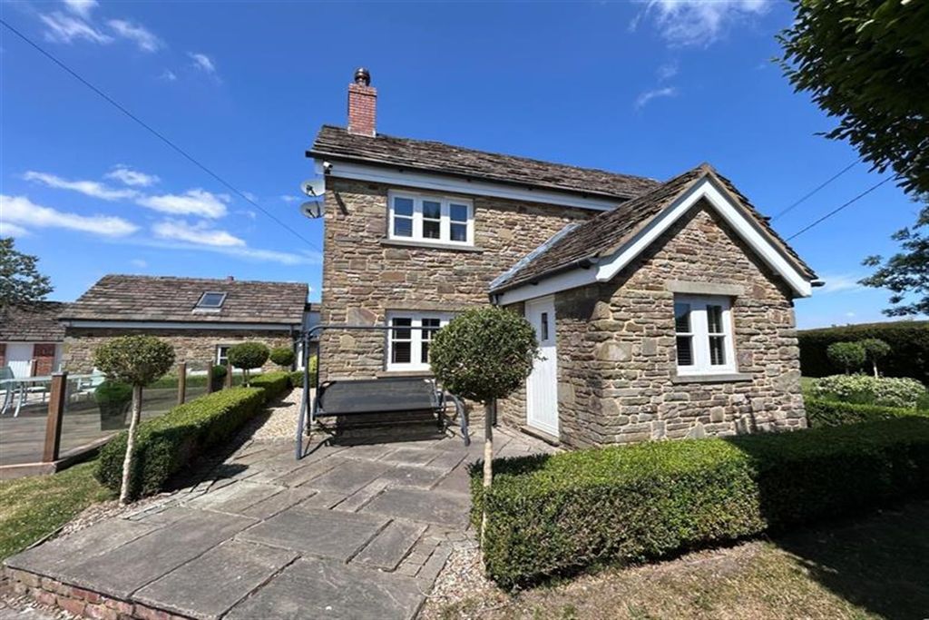 4 bed detached house to rentSugar Lane, Adlington SK10