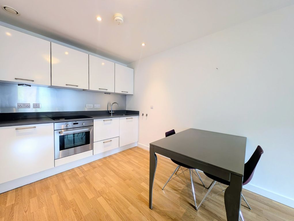 Property photo 2 of 9 Picture No. 23