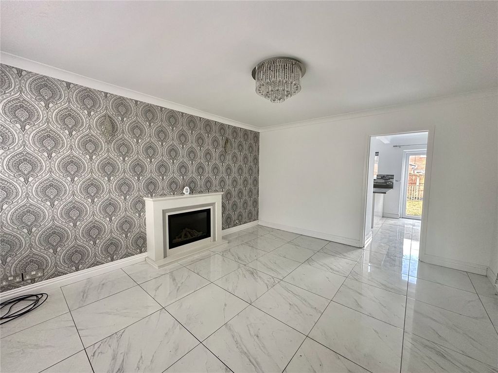 Property photo 2 of 14 Picture No. 02