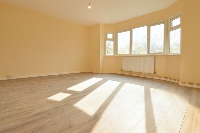 Property photo 1 of 10 Photo 10