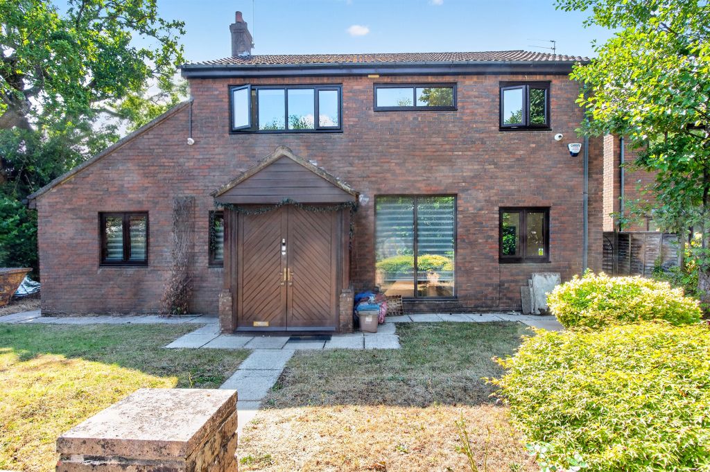 Property photo 1 of 33