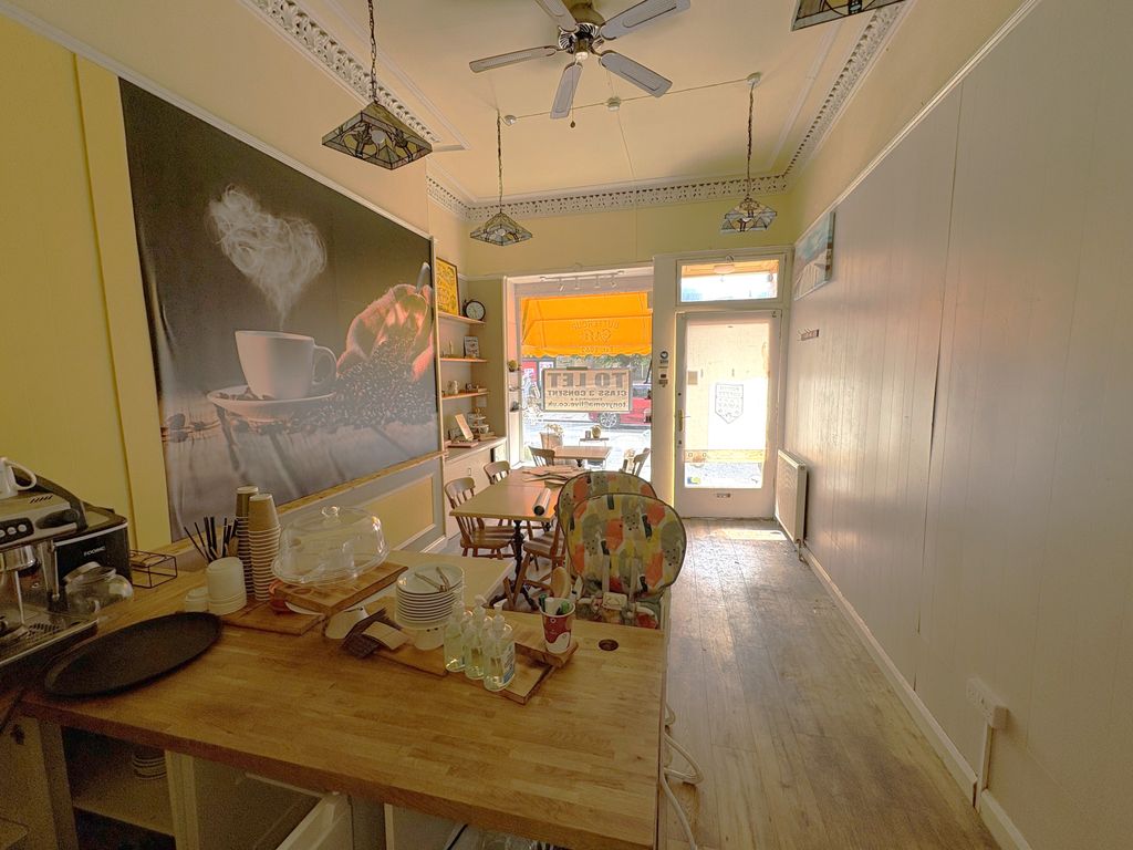 Property photo 3 of 4