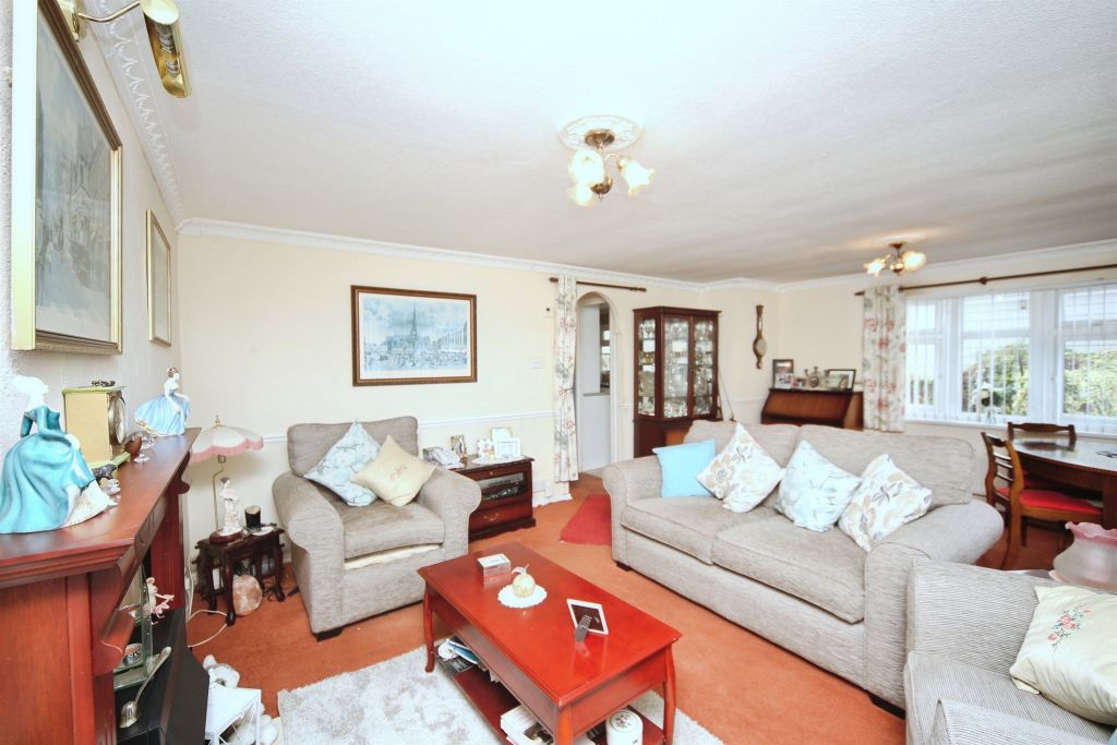 Property photo 2 of 14