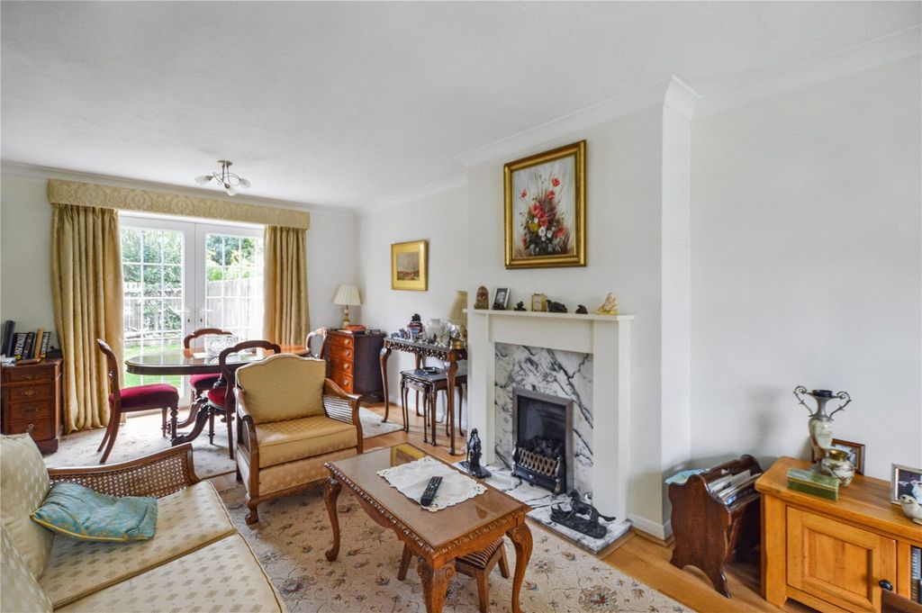 Property photo 2 of 13 Picture No. 16