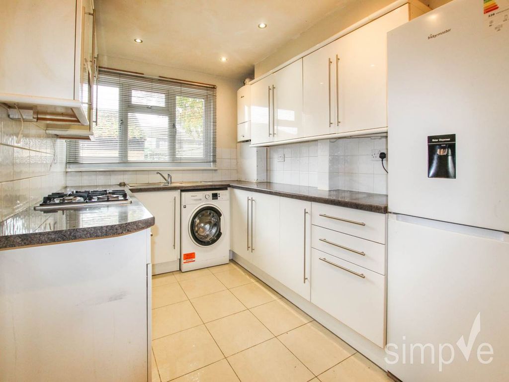 Property photo 1 of 16 Img_5705