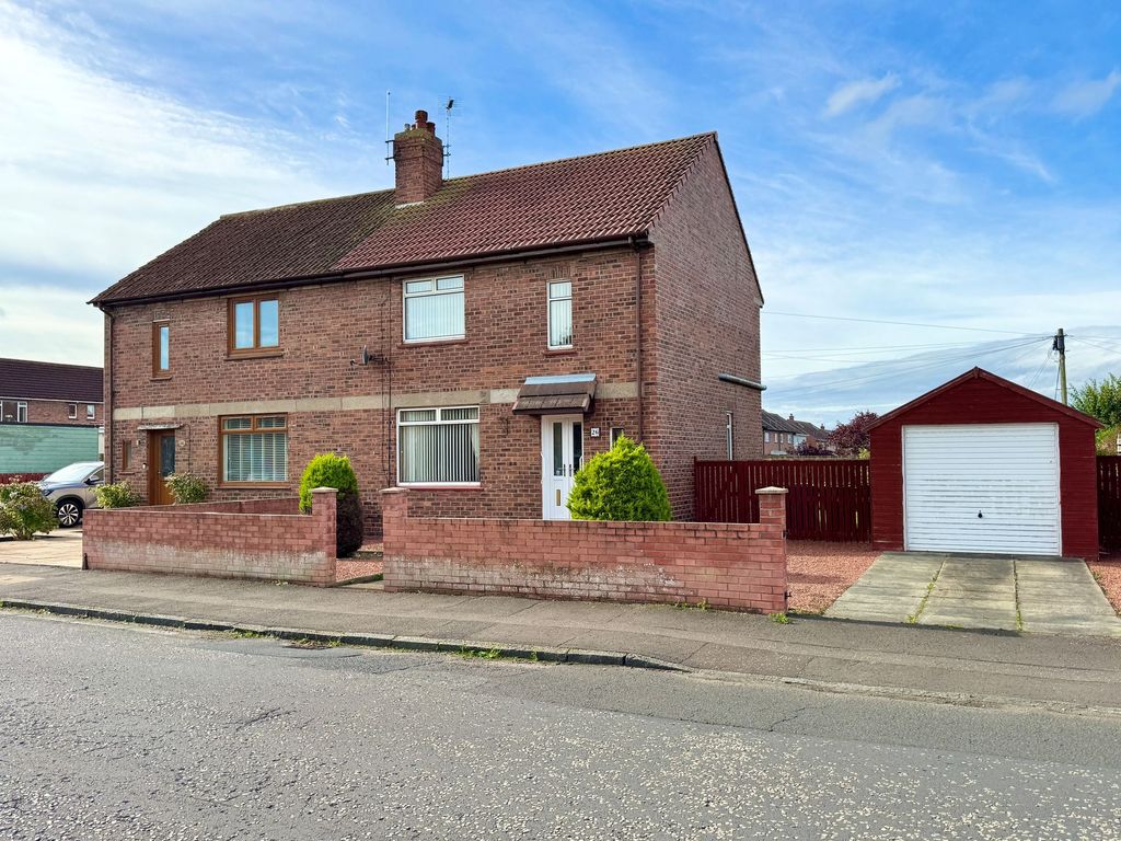 Property photo 1 of 18