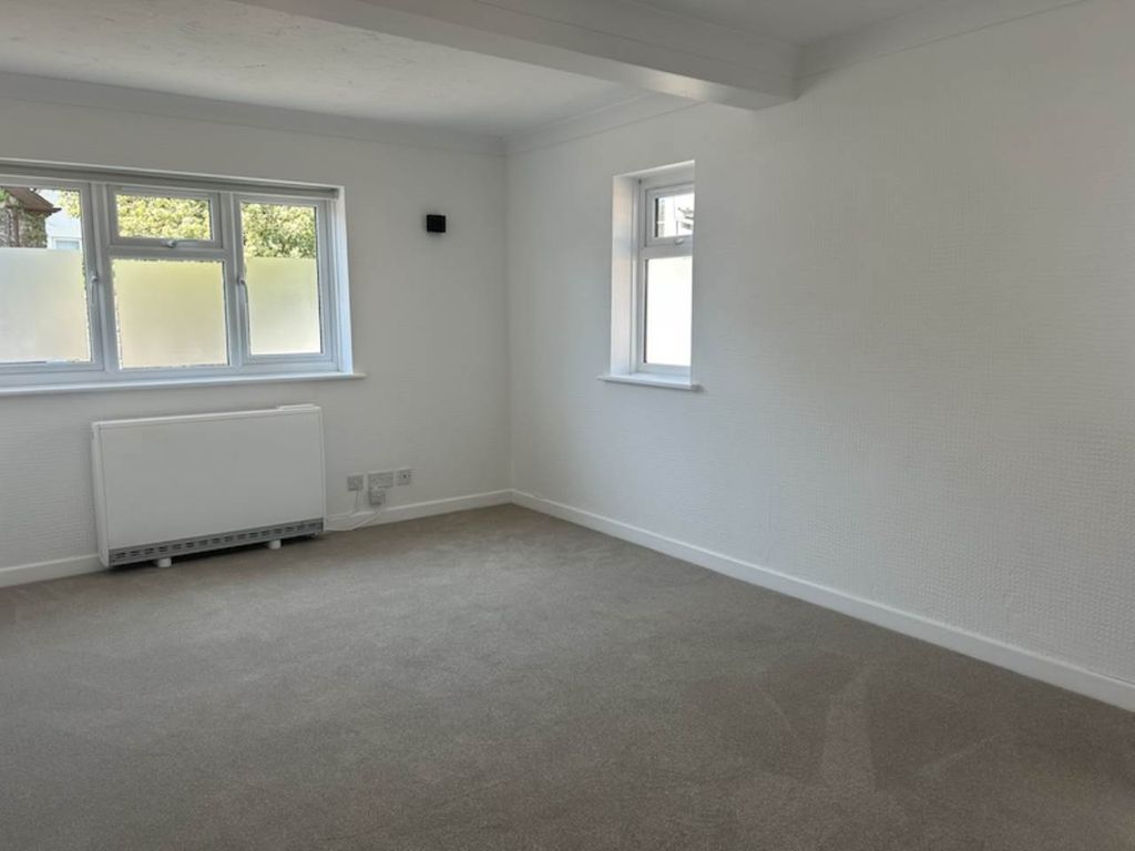 Property photo 2 of 6 Living Room