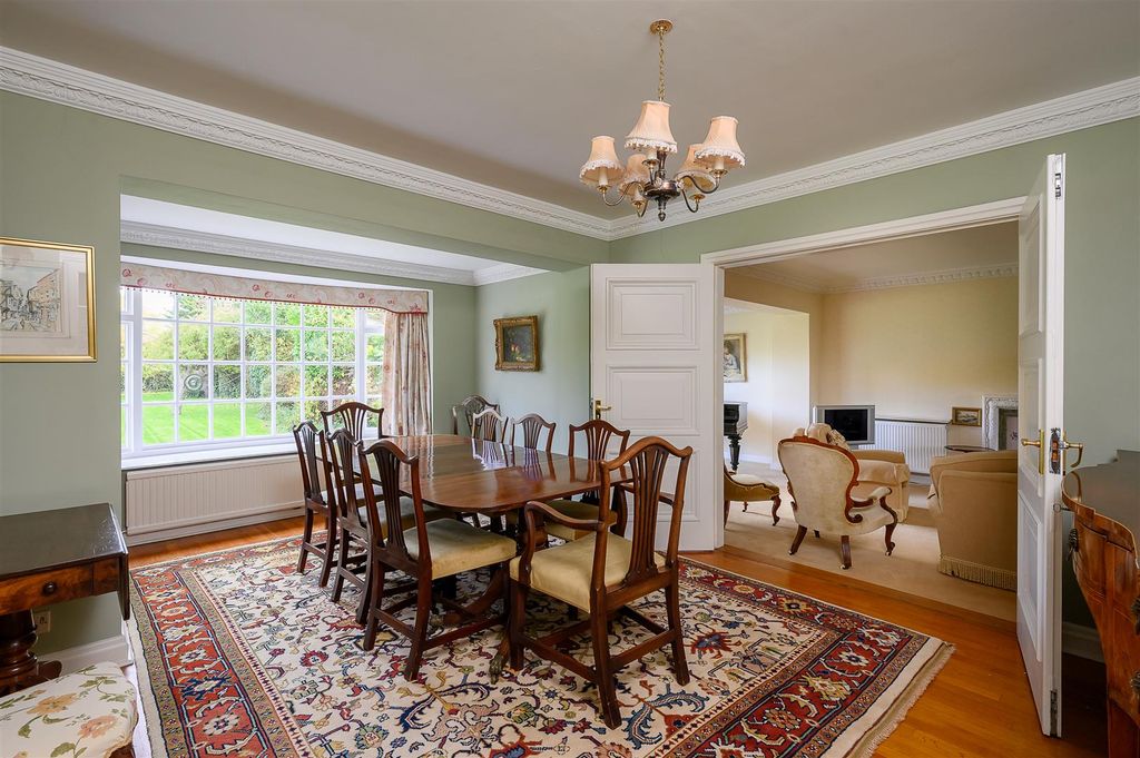 Property photo 3 of 25 Dining Room