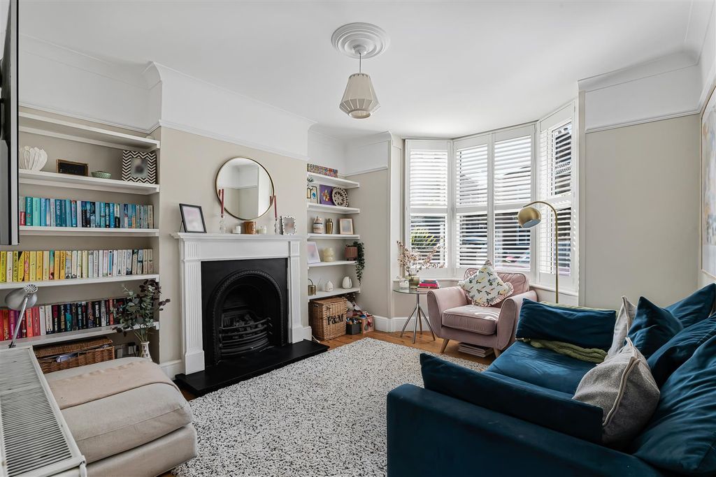 Property photo 2 of 17 8_74918.Jpg