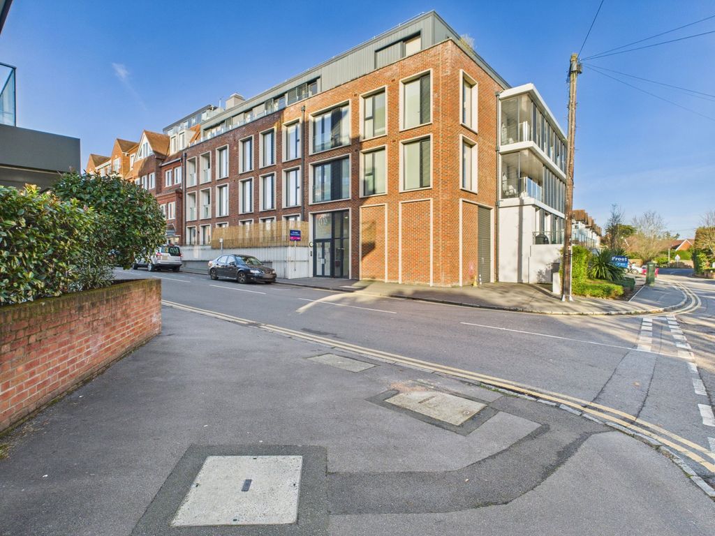 Property photo 1 of 9 Picture No. 44